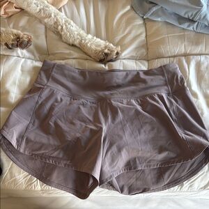 Lululemon Athletica speed up mid rise 4 inch length VIOLET VERBENA color